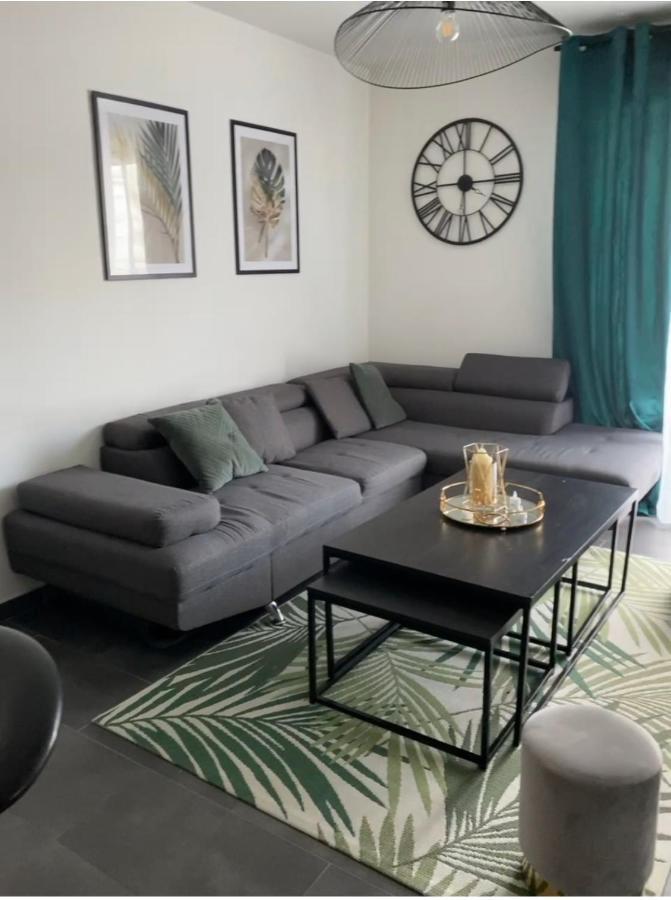 Appartement Vert Corbeil-Essonnes Esterno foto